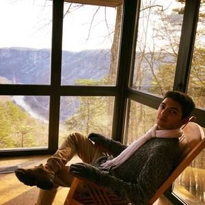 Meet your Posher, Nidal